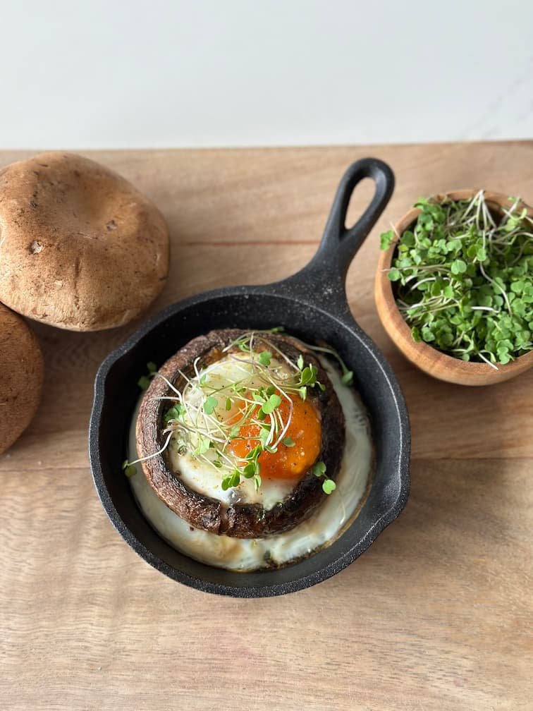 Huevos en portobello al horno